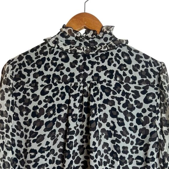 3 for $30! Alfani cheeta print blouse - Picture 7 of 8